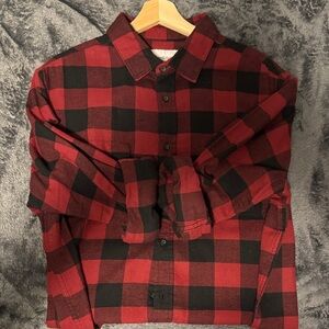 Goodiellow, standard fit red and black western checker bottom up shirt, size L.